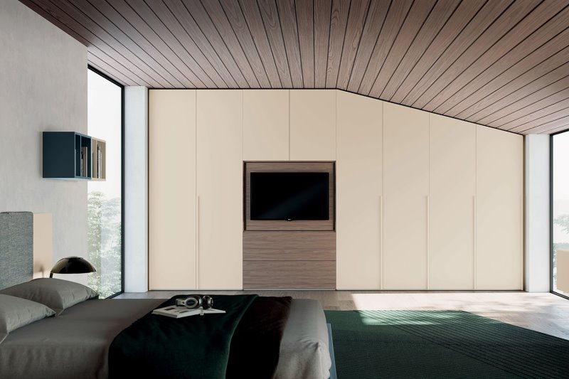 Armadio su misura per stanza mansardata