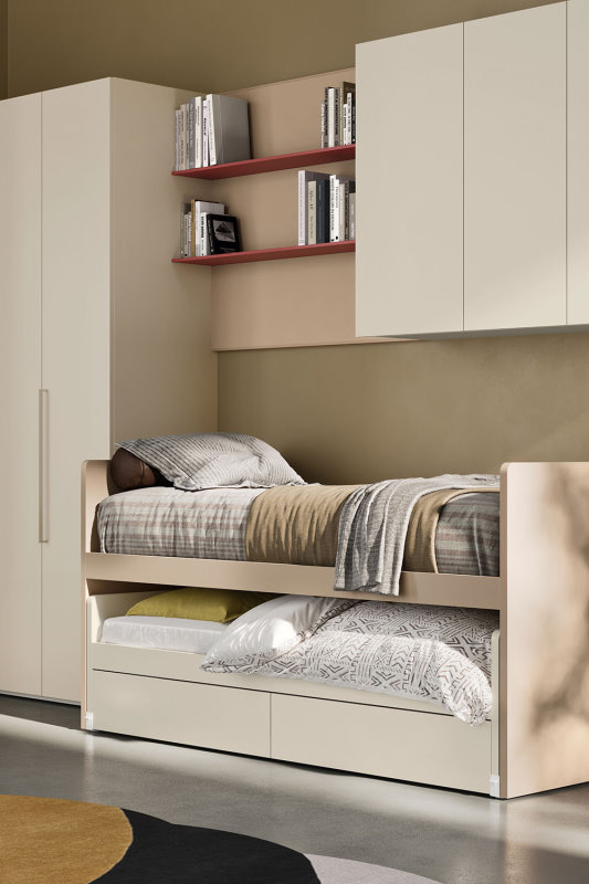 Cameretta componibile beige, bronzo, rosso e caramello Start P20 di Clever