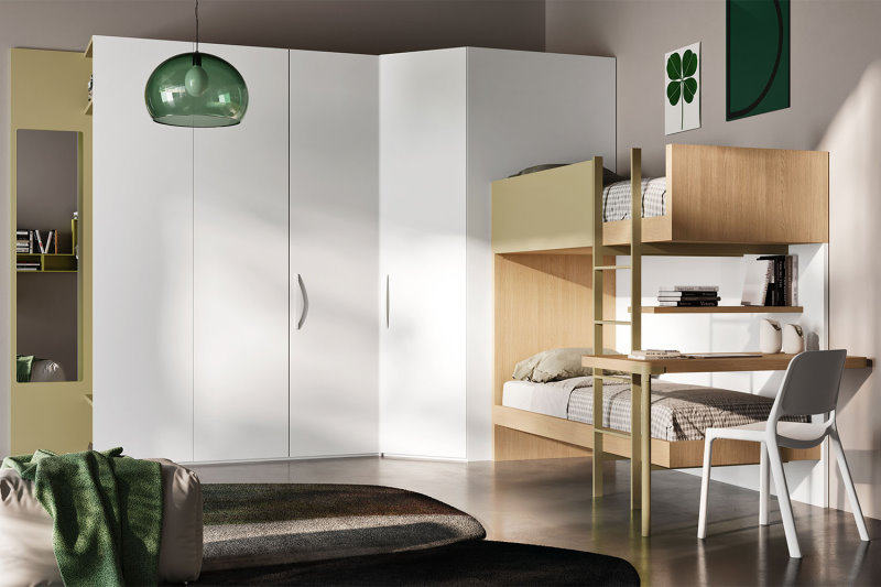 Cameretta doppia con cabina angolare e letto a castello