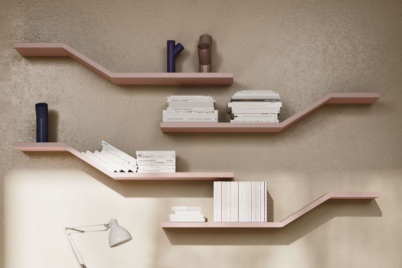 Combinazione di mensole asimmetriche a parete